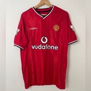 RETRO Manchester United 2000 Jersey